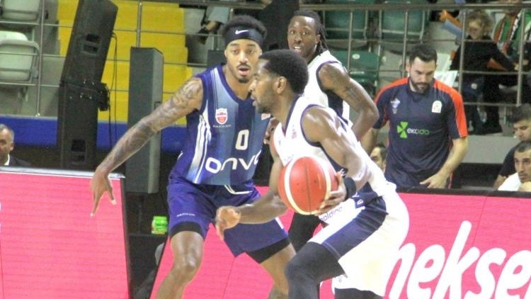 Çağdaş Bodrum, Büyükçekmece Basketbolu uzatmada devirdi