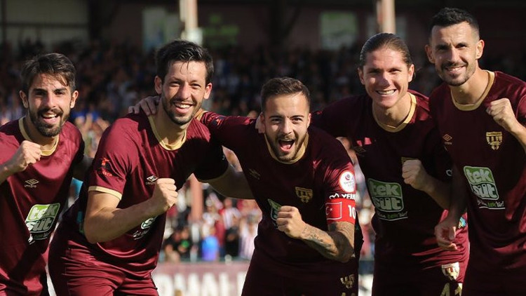 Altay 2 kere VARdan döndü Bandırmaspor 2 golle kazandı... Altay 2 kere VARdan döndü Bandırmaspor 2 golle kazandı...