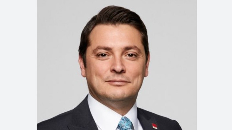 Turan Taşkın Özer kimdir CHP Yüksek Disiplin Kurulu (YDK) başkanı Turan Taşkın Özer kariyeri ve biyografi bilgis