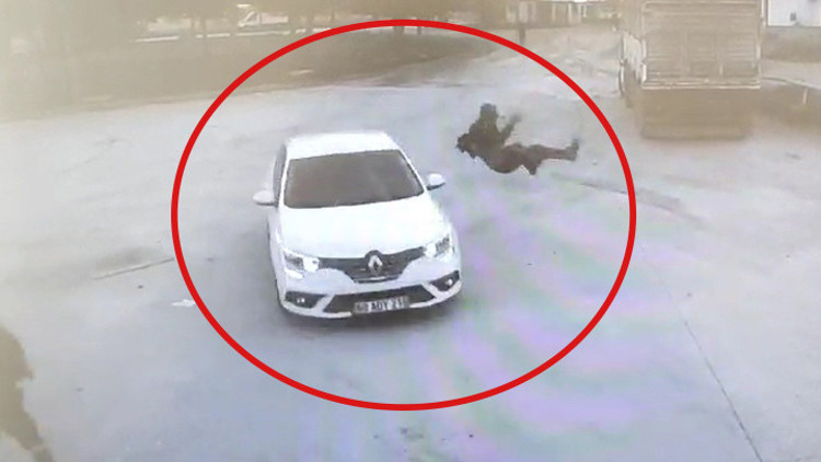 Tokatta korkunç olay: Ağabeyini öldüren kişinin ağabeyine otomobille çarptı