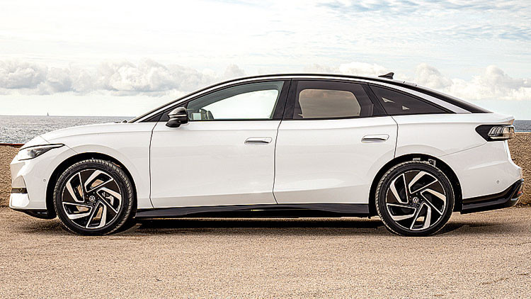 Sedan pazarını büyütecek hamle Sedan pazarını büyütecek hamle