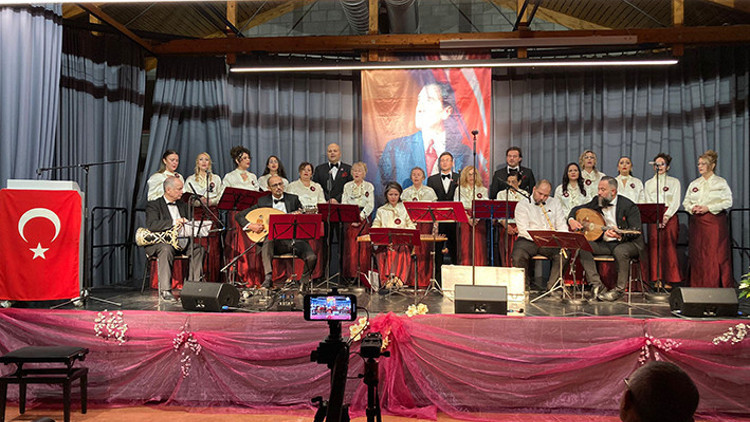Yüzüncü yıl Pforzheim’de klasik Türk müzik konseriyle kutlandı Yüzüncü yıl Pforzheim’de klasik Türk müzik konseriyle kutlandı