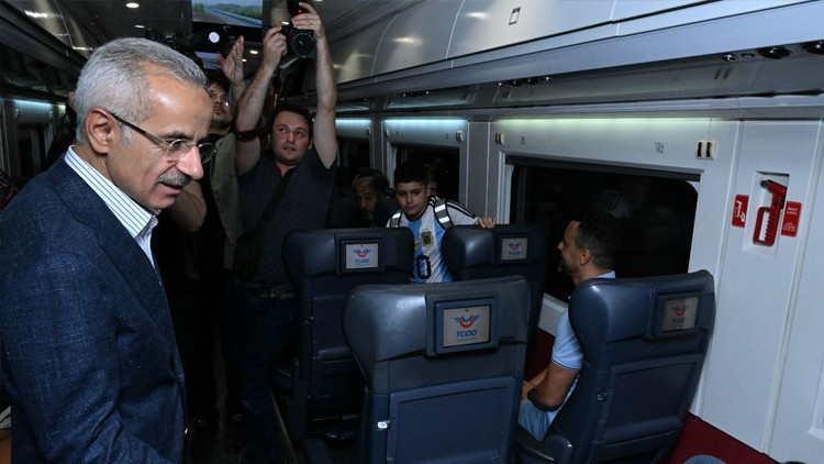 Ara tatilde en çok Yüksek Hızlı Trenler tercih edildi