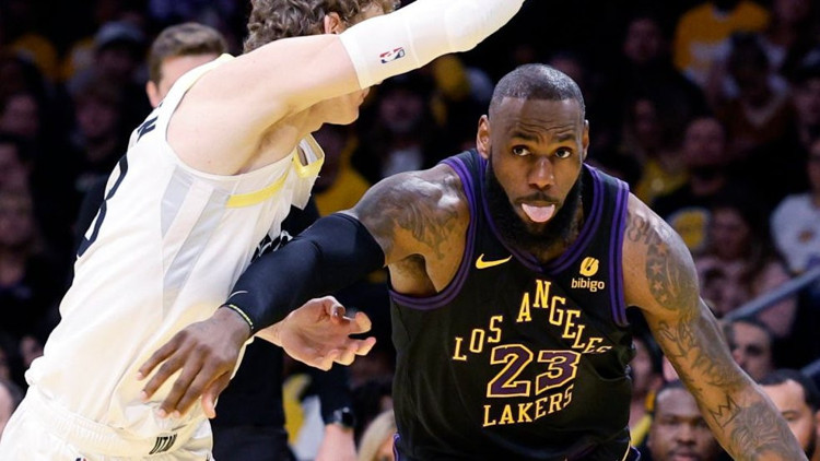 LeBron James, NBAde 39 bin sayıya ulaşan ilk oyuncu oldu