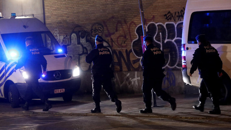 Belçikayı ayağa kaldıran ihbar 27 okulda eğitime ara verildi