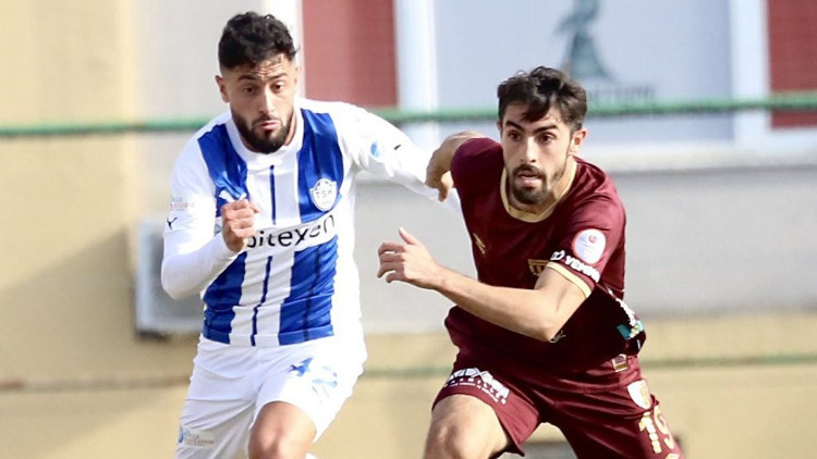 Tuzlaspor 2 penaltı kaçırdı, Bandırmaspor 1 puanı 90+6da aldı
