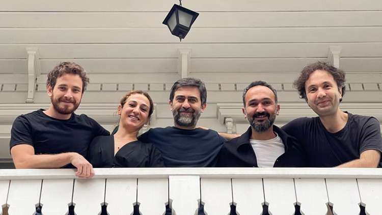 Emin Alper bu kez Dostoyevski uyarlamasıyla sahnede