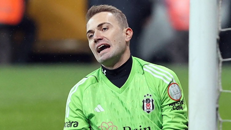 Beşiktaşlı Mert Günok: Söyleyecek çok şey var ama... Beşiktaşlı Mert Günok: Söyleyecek çok şey var ama...