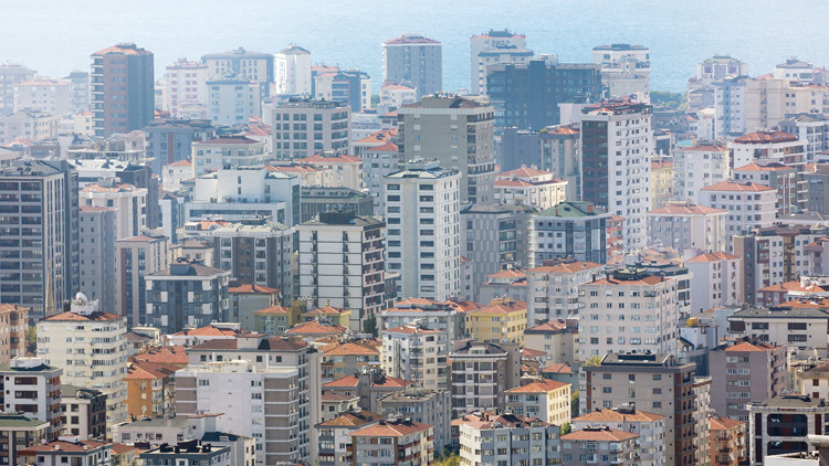 Ev sahipleri artık iki farklı tarife uyguluyor... Kiralık evde yeni soru: Yıllık mı aylık mı