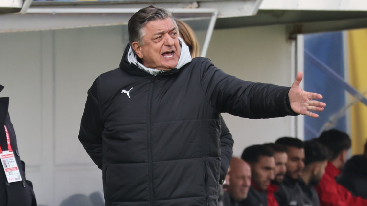 Menemen FKda Yılmaz Vural fırtınası devam ediyor 6 maçta 4 galibiyet...