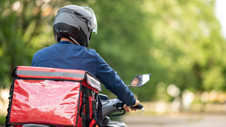 Motokuryelere yeni düzenleme yolda İşte aranan şartlar: Yaş, yelek, yetki belgesi, ekipman...