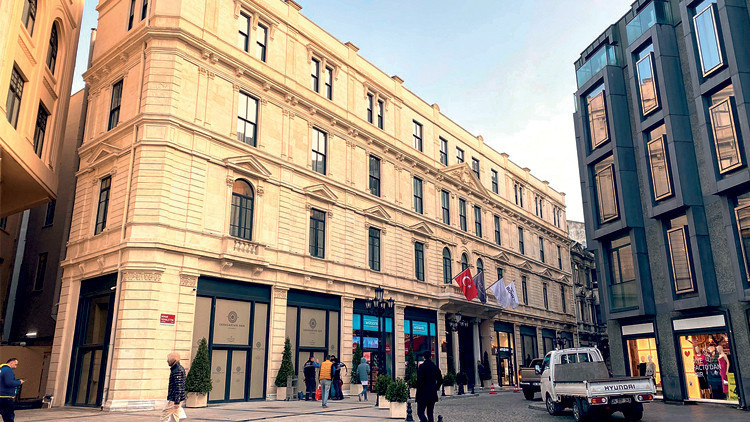 Ünlü Sansaryan Han 5 yıldızlı otel oldu: Tabutluktan lüks süitlere