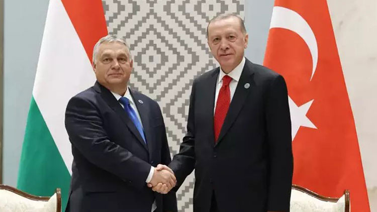 Macaristan’a 100. yıl ziyareti Macaristan’a 100. yıl ziyareti