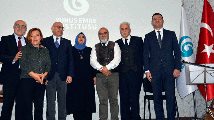 ‘Veysel Gider Adı Kalır’ koleksiyon sergisi Viyana’da açıldı