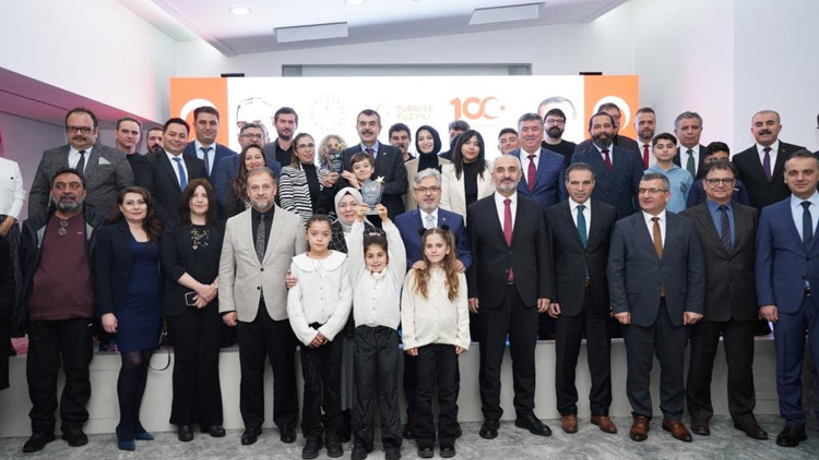 Milli Eğitim Bakanı Yusuf Tekin: Toplumsal birlikteliği sağlayacak adımlar atmaya devam edeceğiz