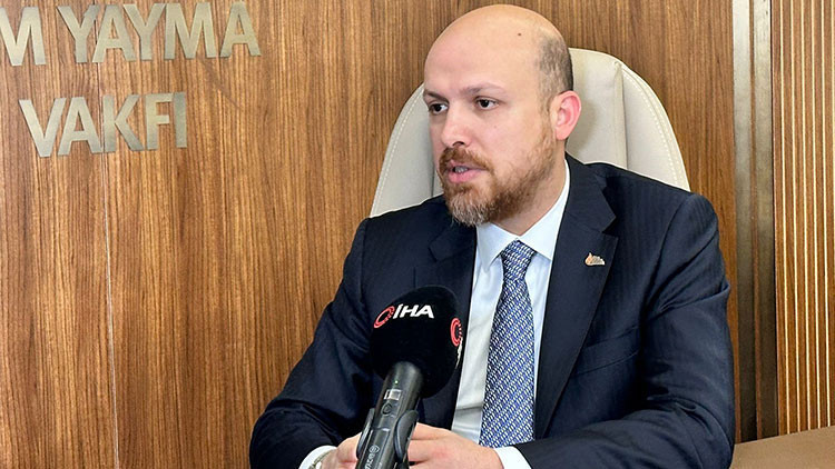 Bilal Erdoğan, Kosova’da Türk öğrencilerle bir araya geldi Bilal Erdoğan, Kosova’da Türk öğrencilerle bir araya geldi