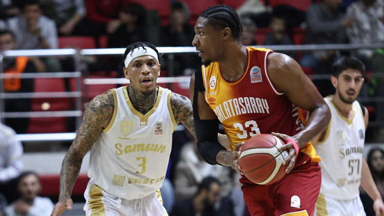 Galatasaray, Samsunda McCormackla kazandı Galatasaray, Samsunda McCormackla kazandı