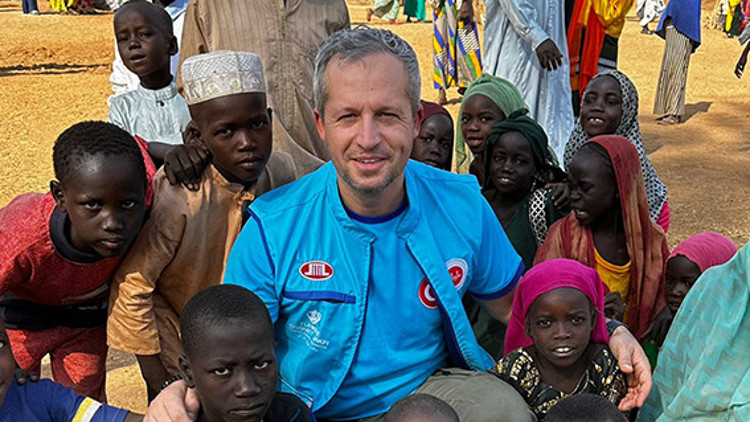 DİTİB, Afrika’da binlerce kişiye ‘ışık’ oldu