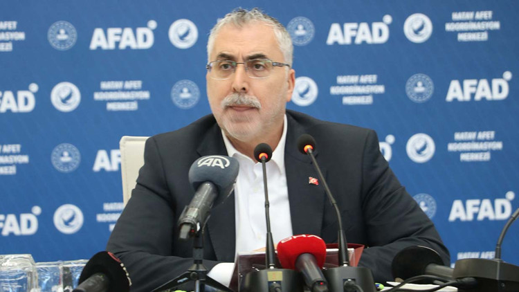 Bakan Işıkhan: İnsanlığın sorunlarıyla muhatap bir konumdayız Bakan Işıkhan: İnsanlığın sorunlarıyla muhatap bir konumdayız