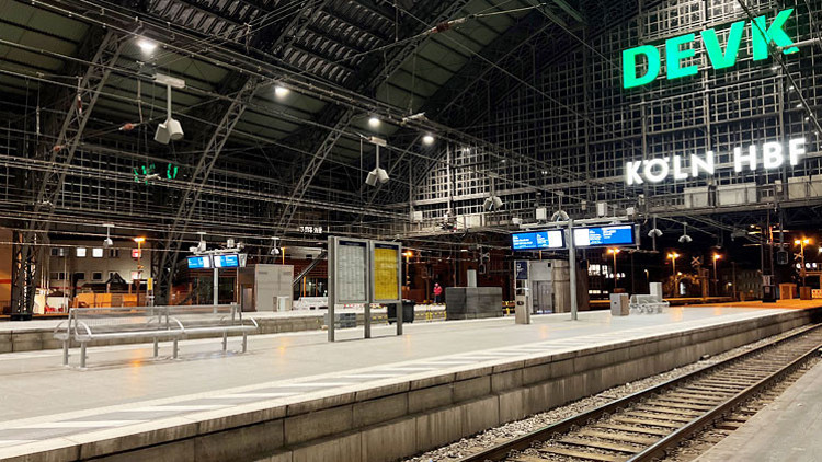 Grev başladı, istasyonlar sessizliğe büründü