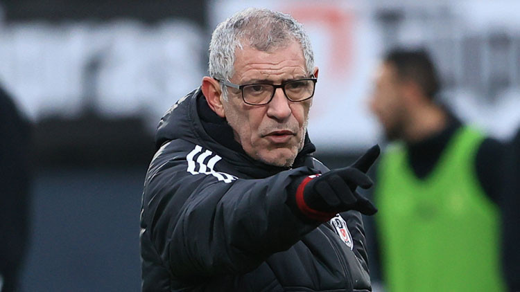 Beşiktaş, Fernando Santos yönetiminde ilk maçına çıkıyor Kadroda sürpriz tercih...