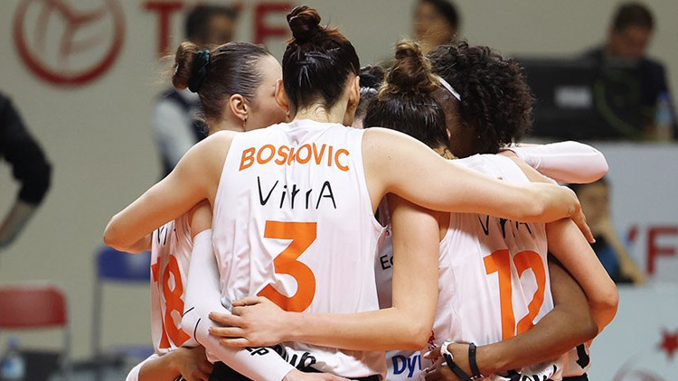 Eczacıbaşı Dynavit evinde kaybetti