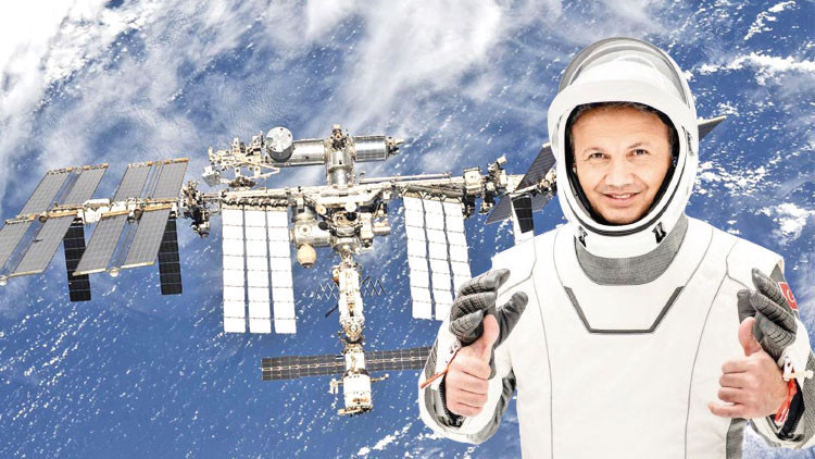 Dragon bugün istasyona kenetleniyor Uzayda 2 hafta böyle geçecek