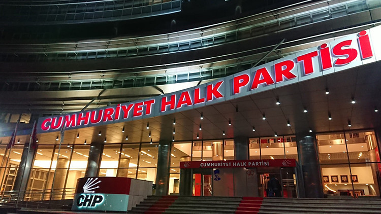 Cumhuriyet Halk Partisinde idare amirliği seçimi krize dönüştü