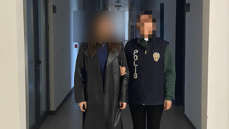 Sosyal medyada müstehcen yayın yapan kadın serbest bırakıldı Sosyal medyada müstehcen yayın yapan kadın serbest bırakıldı