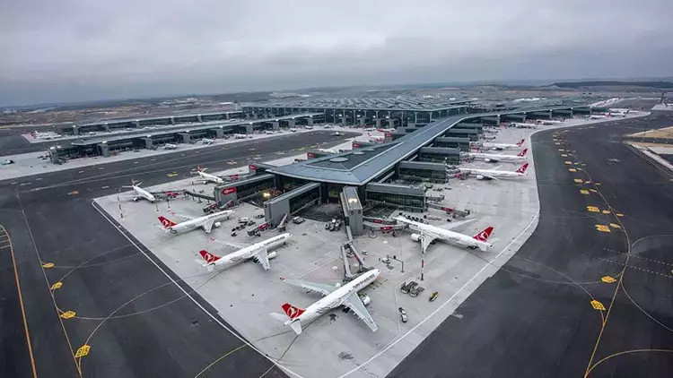 İstanbul Havalimanı bin 301 uçuşla Avrupanın en yoğun havalimanı oldu
