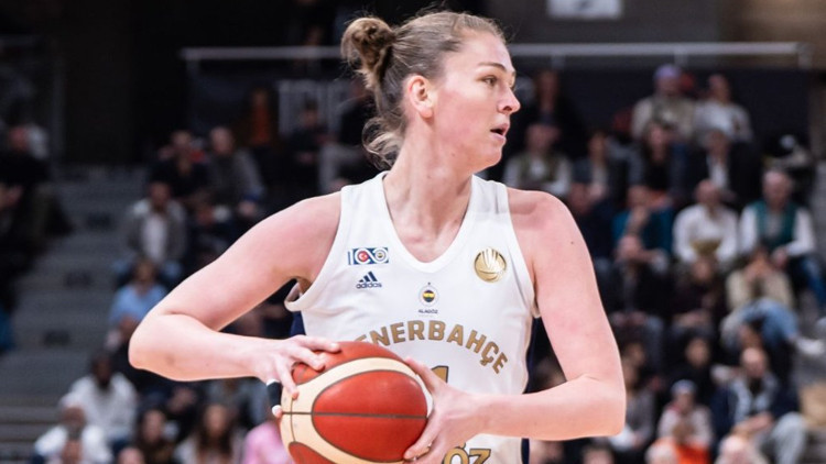 Fenerbahçe, Euroleaguede çeyrek finale yükseldi Fenerbahçe, Euroleaguede çeyrek finale yükseldi