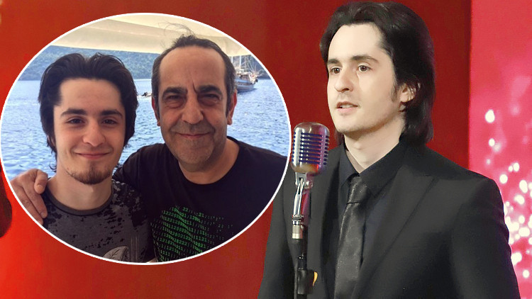 Ödül töreninde ağlatan anma... Babamın öldüğüne hâlâ inanamıyorum Ödül töreninde ağlatan anma... Babamın öldüğüne hâlâ inanamıyorum