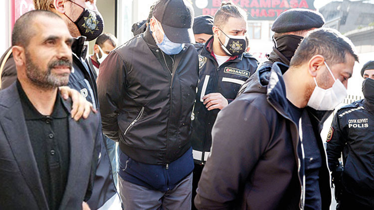 Üniformalı çete çökertildi: Söylemezler 30 yıl sonra Kafeste