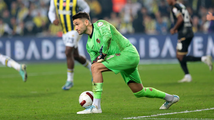 Alanyasporun kalecisi Ertuğrul Taşkıran, Fenerbahçeye duvar oldu Alanyasporun kalecisi Ertuğrul Taşkıran, Fenerbahçeye duvar oldu