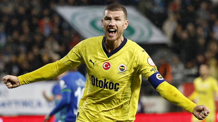 Edin Dzekodan Fenerbahçeyi Rizede ateşleyen sözler: Böyle oynayacaksak bu formayı hiç giymeyelim