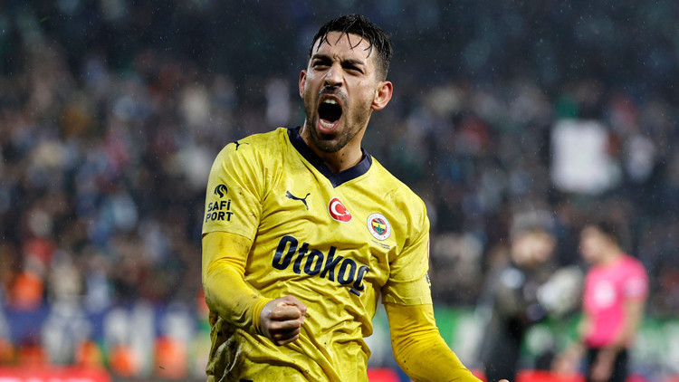 Fenerbahçede İrfan Can Kahveci ve Michy Batshuayi rüzgarı Alex de Souzanın rakamları...