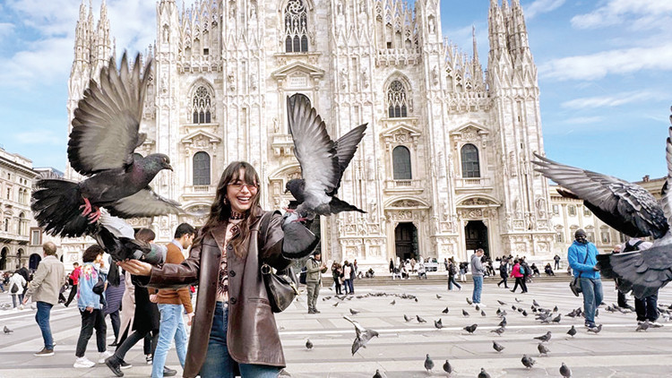 Neslihan Atagülün başına Milano’da talih kuşu kondu