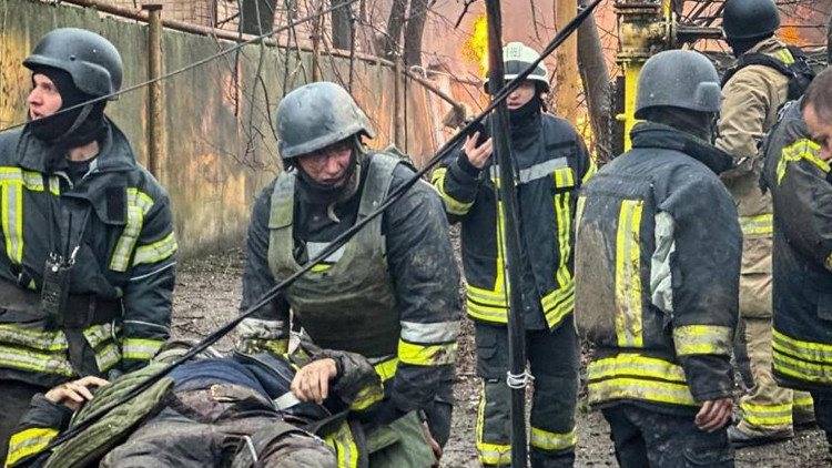 Rusya Odessa’ya saldırdı: 14 ölü, 46 yaralı Rusya Odessa’ya saldırdı: 14 ölü, 46 yaralı