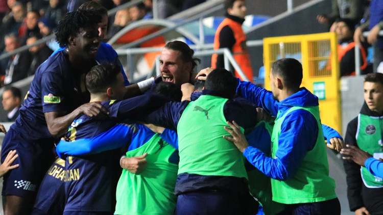 Kasımpaşanın dikkat çeken istatistiği Fenerbahçe ve Galatasaray’ın ardından...