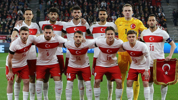 Rıdvan Yılmaz, Milli Takım kadrosundan çıkarıldı