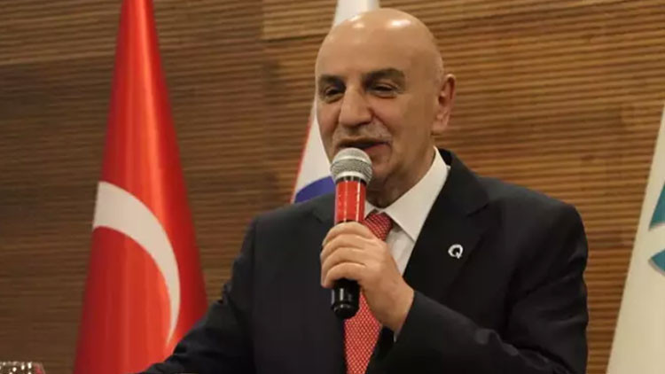 Cumhur İttifakı ABB Başkan adayı Turgut Altınok, 15 Nisanda hesaplarına yatıracağız diyerek duyurdu: Emeklilere 5 bin lira vereceğiz