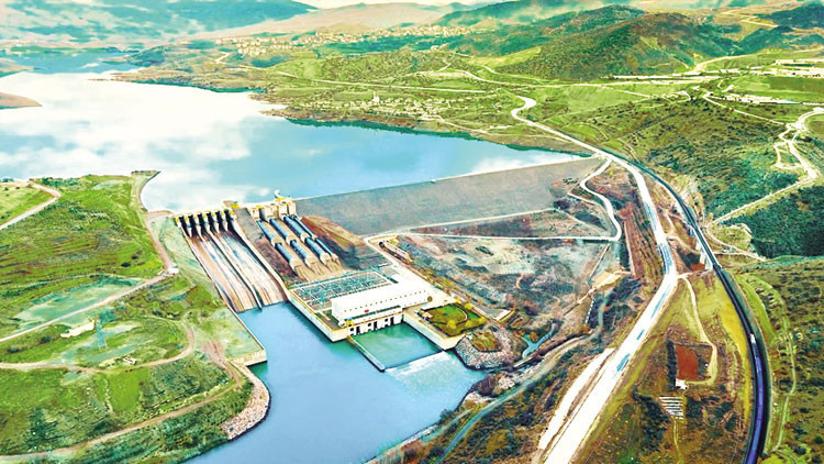 Enerjide 3.7 milyar TL’lik halka arz planı Enerjide 3.7 milyar TL’lik halka arz planı