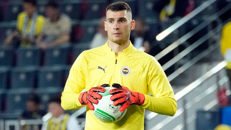 Fenerbahçede tam 8 eksik İsmail Kartalın Dominik Livakovic kararı şaşırttı Fenerbahçede tam 8 eksik İsmail Kartalın Dominik Livakovic kararı şaşırttı