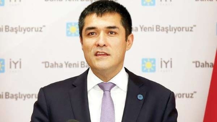 İYİ Partili Kavuncu, Teşkilat Başkanlığı görevinden istifa etti İYİ Partili Kavuncu, Teşkilat Başkanlığı görevinden istifa etti