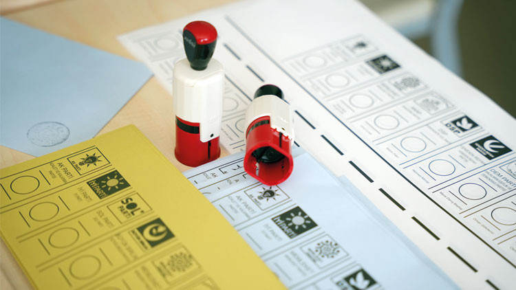 Van krizini YSK çözdü