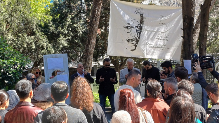 Sadri Alışık 99 yaşında...