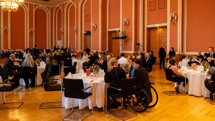 Berlinli paralimpik atletler için ‘Engelsiz Paris’ kampanyası Berlinli paralimpik atletler için ‘Engelsiz Paris’ kampanyası