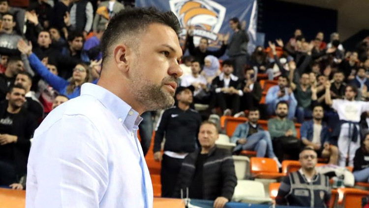 Çukurova Basketbolda Başkan Serdar Çevirgenden Fenerbahçe için anlamlı mesaj