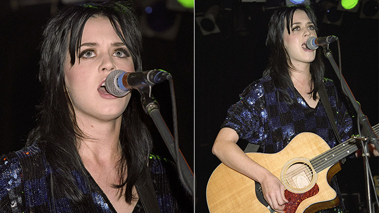 Şimdi milyonları olan ünlü bir şarkıcı… Arkadaş evlerinde kanepede uyumak zorunda kaldığı günleri ise hiç unutmuyor