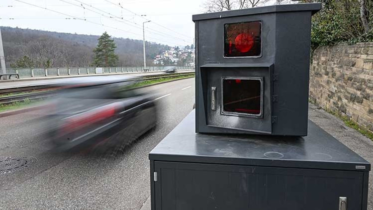 Dikkat radar var Dikkat radar var